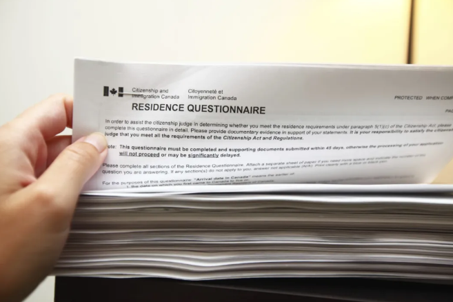 加拿大枫叶卡续卡被要求做居住问卷怎么办? 加拿大枫叶卡续卡被要求做居住问卷怎么办?